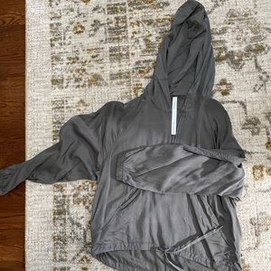 Lululemon pull over Jacket